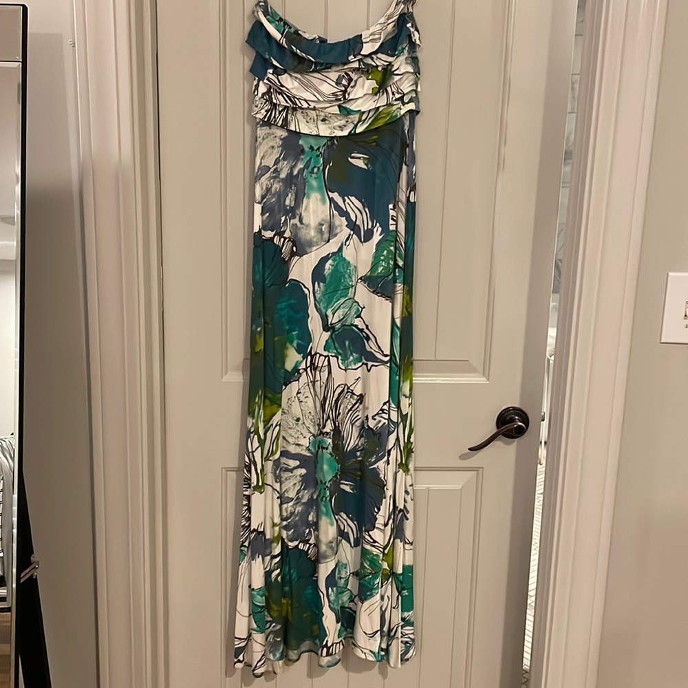 Woman’s maxi dress